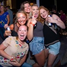 f8de8a712d206ddbfc77b4ad1313f583-default